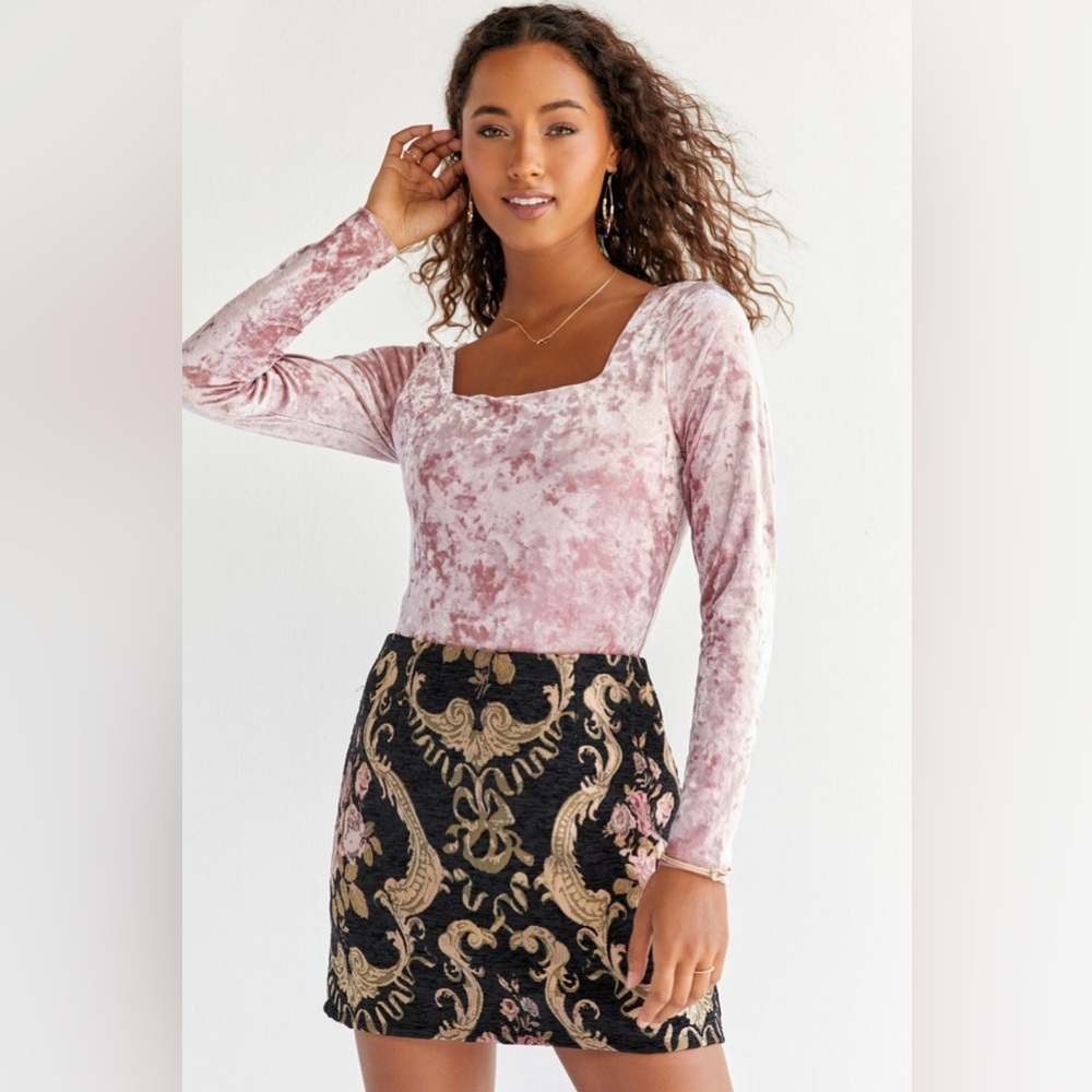 Francesca’s Floral Baroque Skirt - Mini Skirt Small - Picture 4 of 9